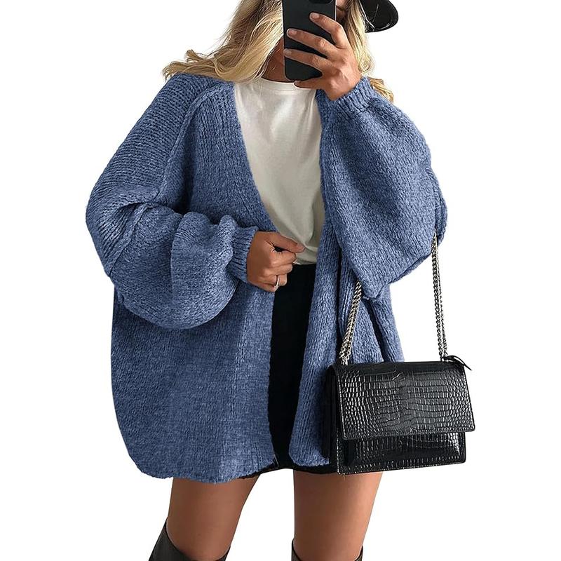 Warm, open-front women's oversized knit cardigan, a must-have in winter and fall knitwear.