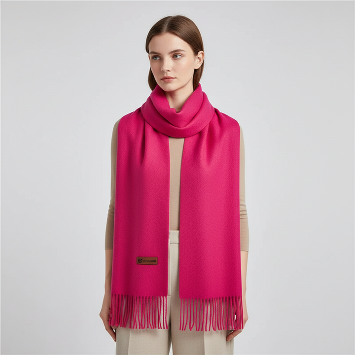 Versatile women's oversized winter scarf, essential for cold weather fashion.