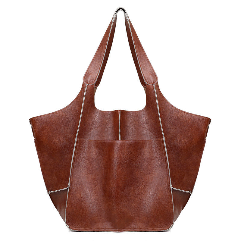 Women's oversized weekend travel bag for stylish getaways.