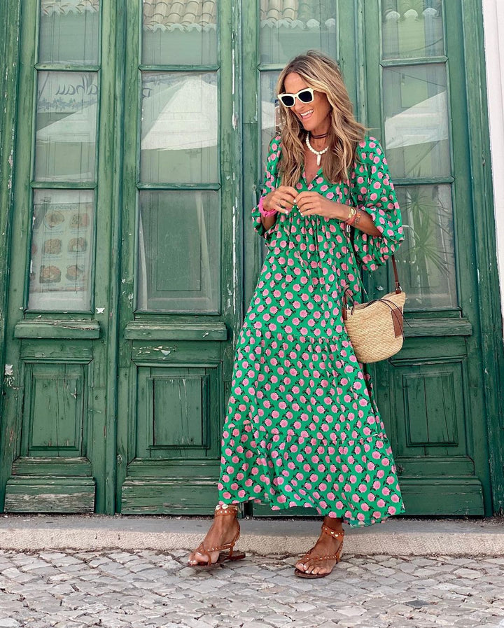 Casual women's patterned maxi dress. Long sleeve V-neck design, great for daily wear and spring fashion.