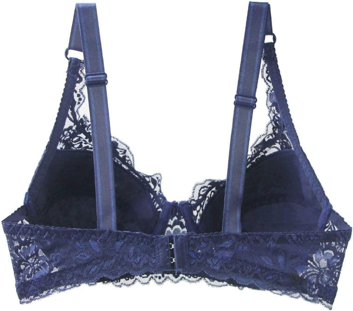Women's plus-size lace push-up bra, comfortable, supportive, and stylish intimate wear with adjustable straps.