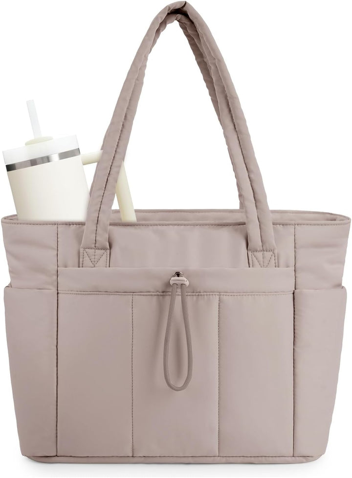 Elegant women's quilted bag, puffer style, perfect for day-to-night transitions.