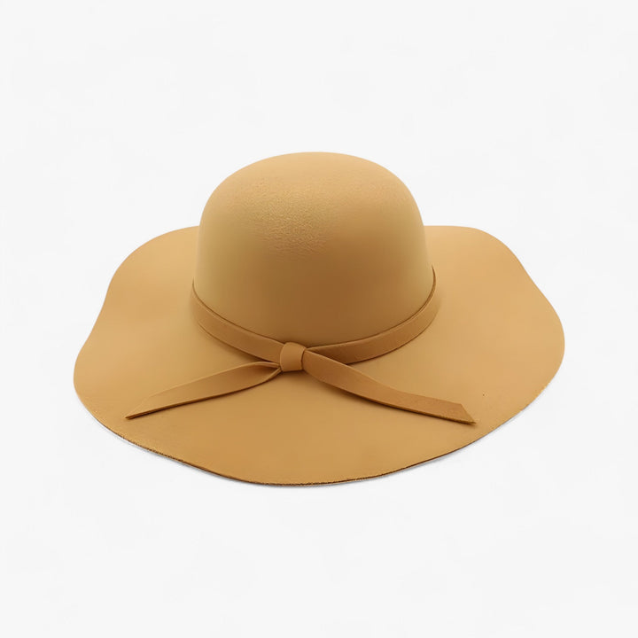 Classic women's wool felt fedora hat, ideal for adding an elegant touch to your winter outfits.