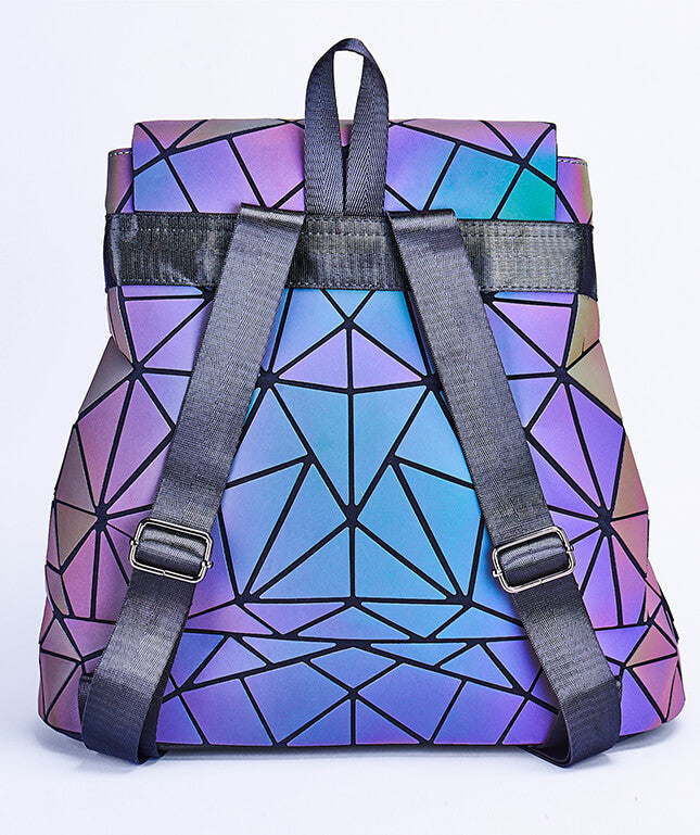 Fashionable women's color-changing geometric backpack, reflective and luminous accessory.