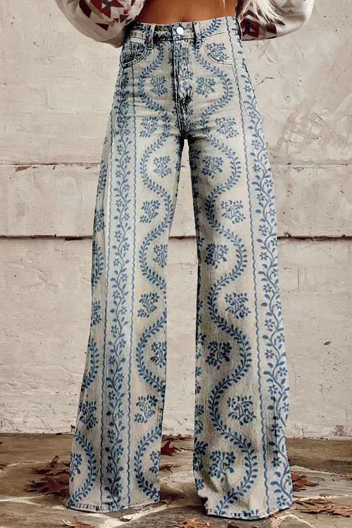 Breathable women's loose fit jeans, perfect summer denim, relaxed & effortlessly stylish.