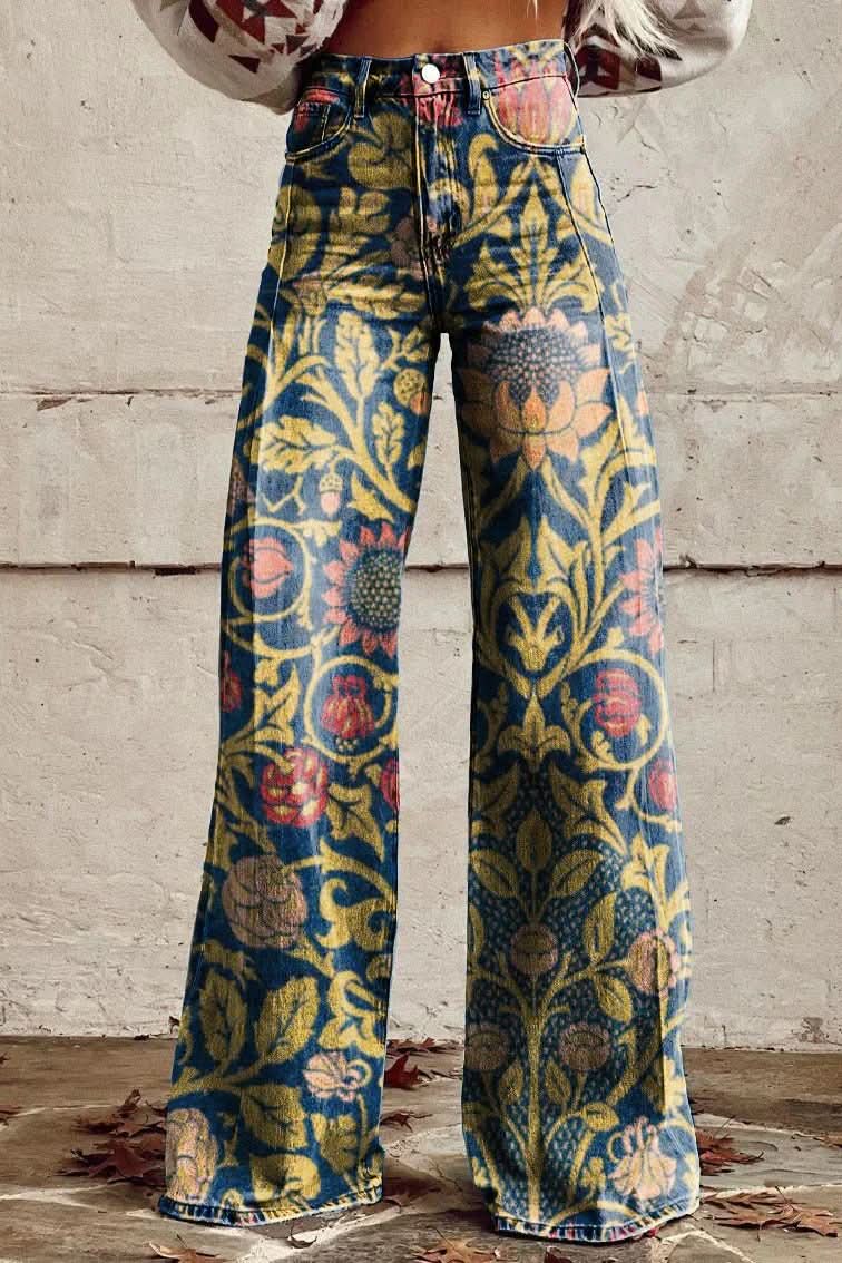 Fashionable women's animal print baggy jeans, comfortable & breathable for summer fashion.
