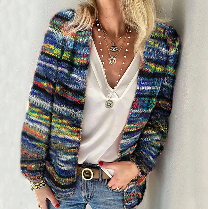 Effortless women's open-front cardigan with a relaxed fit. Long sleeve, perfect for casual everyday wear & layering.