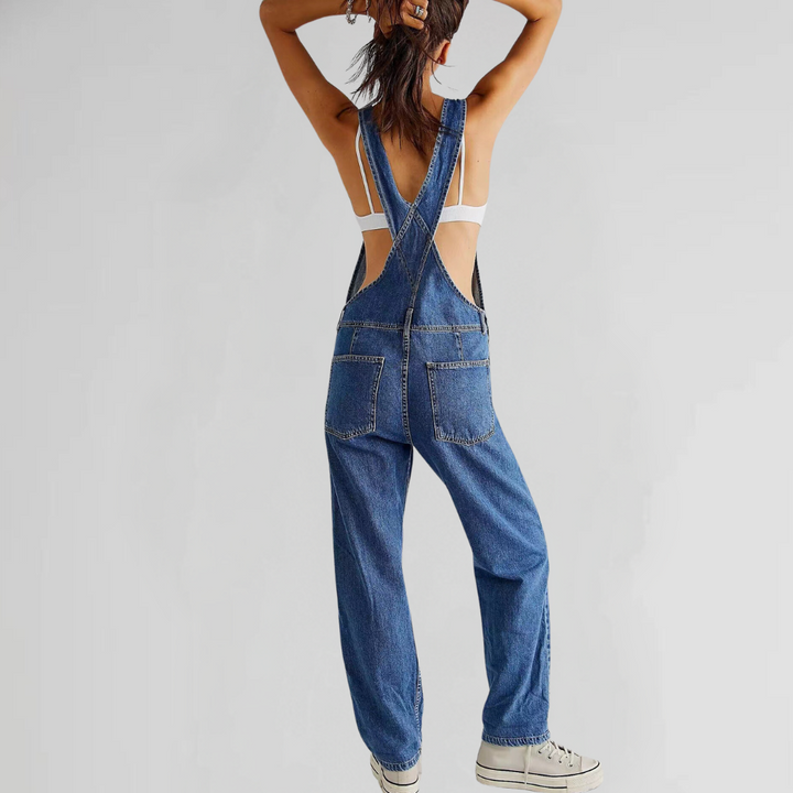 Comfortable women's relaxed fit overalls, ideal for versatile casual wear. Features adjustable straps & everyday style.