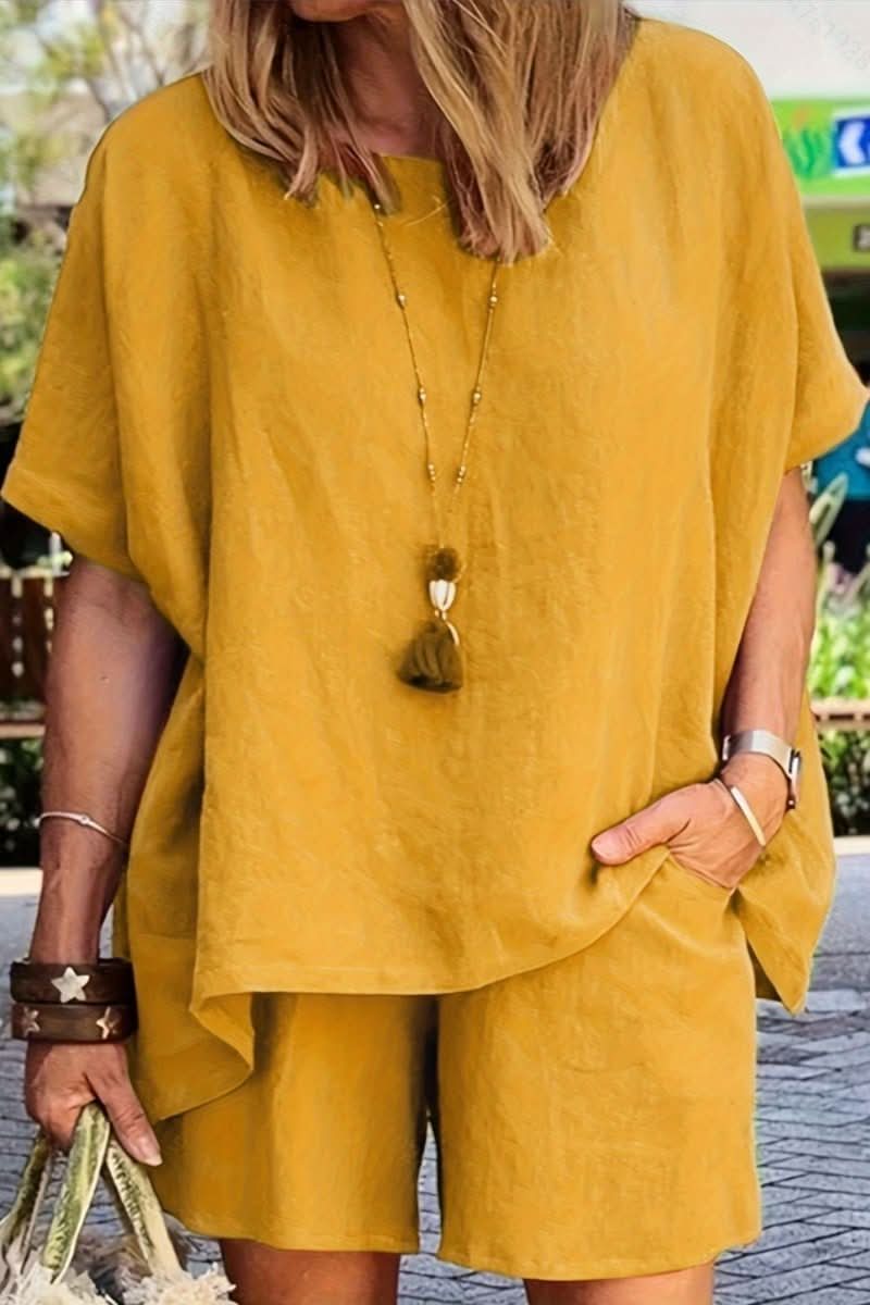 Women's solid color relaxed shorts set. A comfortable two-piece summer outfit, perfect for effortless style.