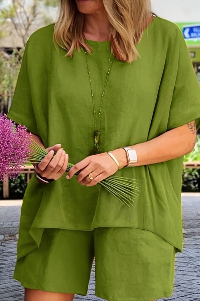 Women's effortless summer co-ord. Relaxed fit shorts & top clothing set, perfect for casual, vacation, or leisure.