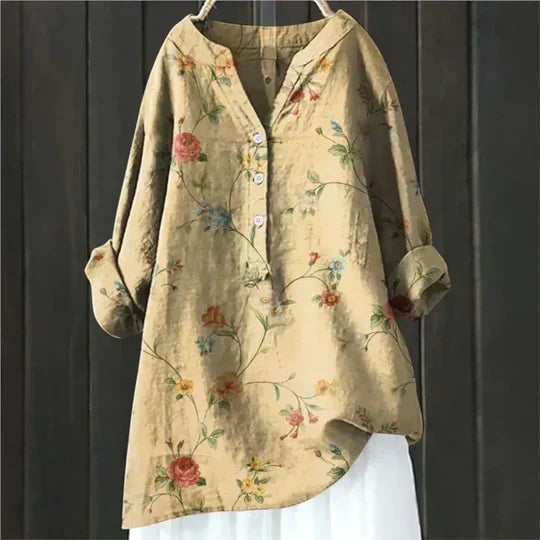 Easy wear women's relaxed fit top, ideal for versatile everyday summer fashion.