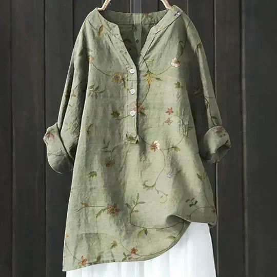 Stylish women's summer blouse, lightweight and comfortable for a chic, relaxed fit.