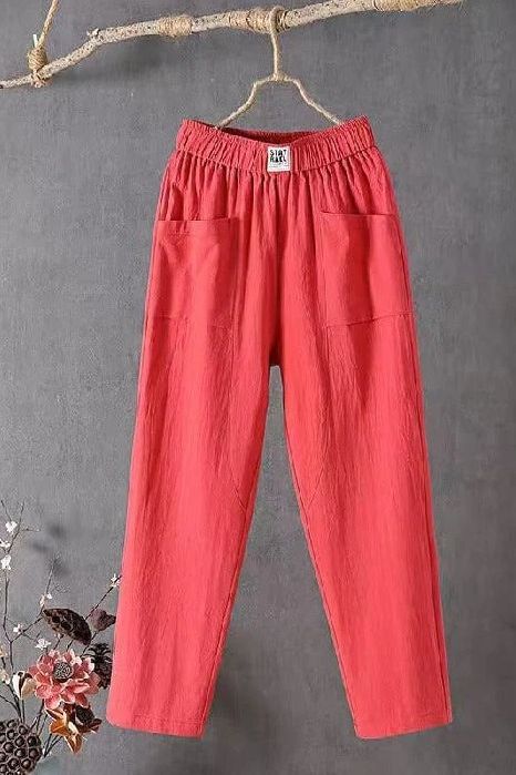 Stylish women's relaxed wide-leg pull-on pants, perfect for summer travel fashion.