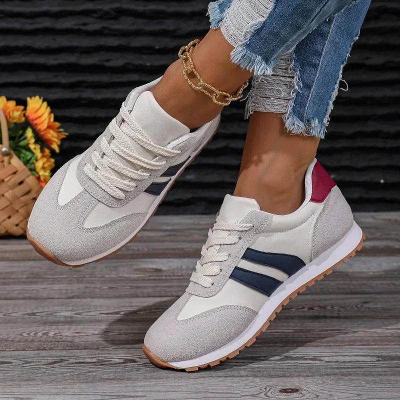 Fashion-forward women's retro colourblock lace-up sneakers, ideal for walking & street style.