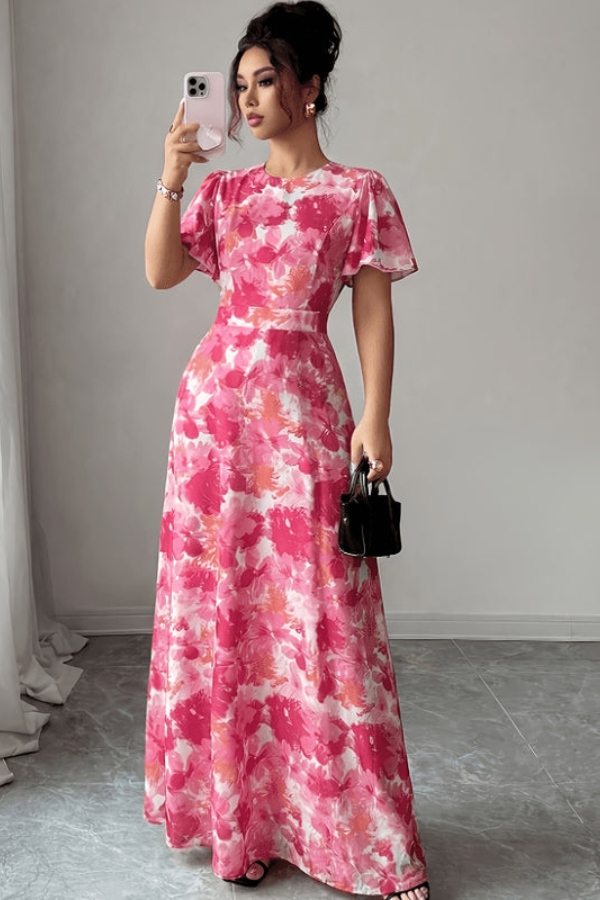 Women's retro pleated floral midi dress, a stylish summer fashion statement with elegant details.