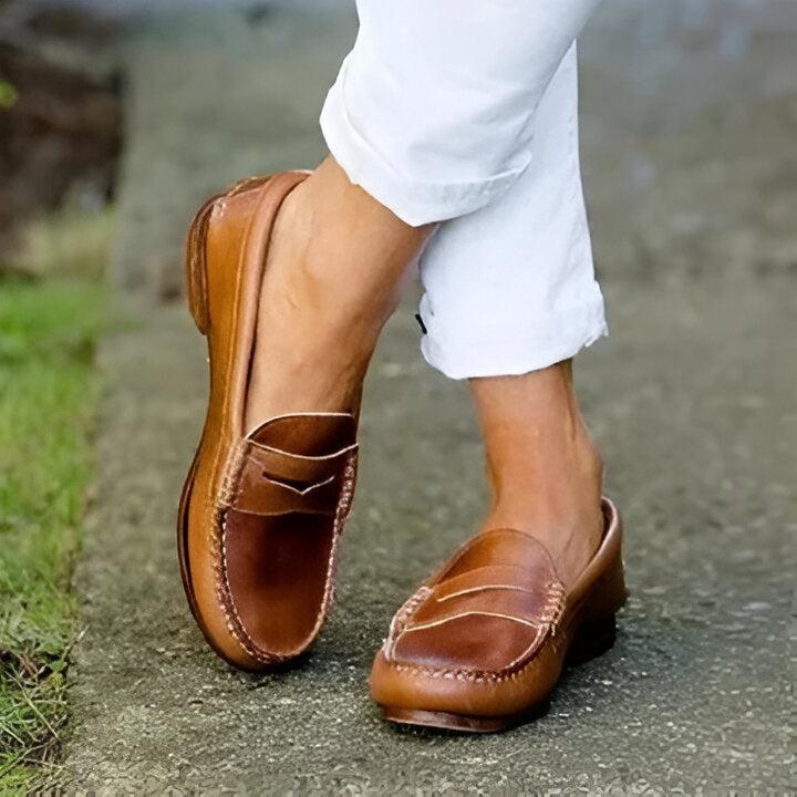 Stylish women's low heel slip-on loafers. Versatile retro design, perfect for daily wear or office fashion. Comfortable footwear.