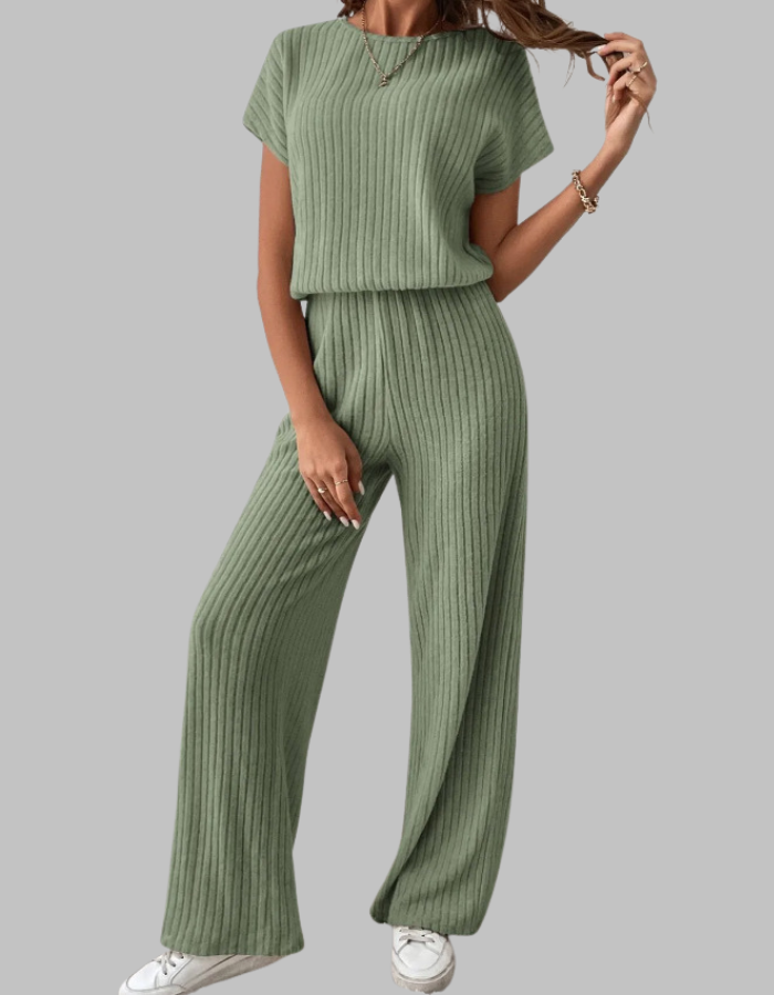 Comfortable women's ribbed two-piece set. Versatile short sleeve top & wide leg pants, ideal for casual wear.