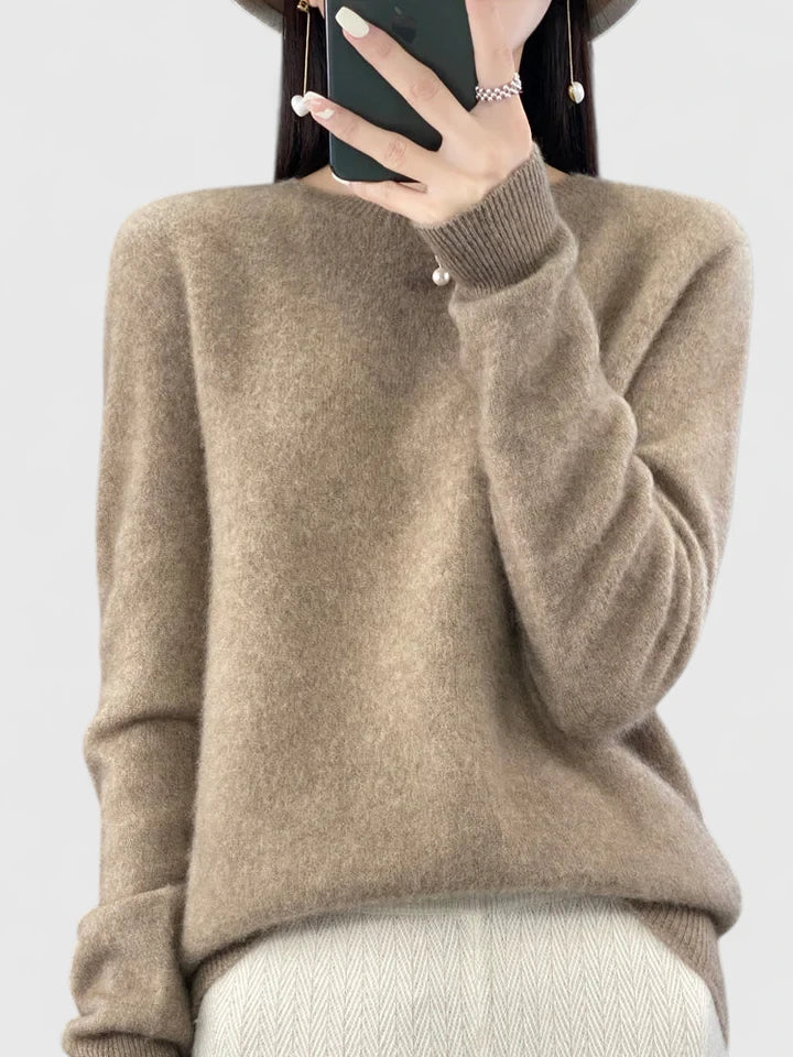 Simple women's round neck sweater, relaxed fit pullover knit for comfortable daily wear.