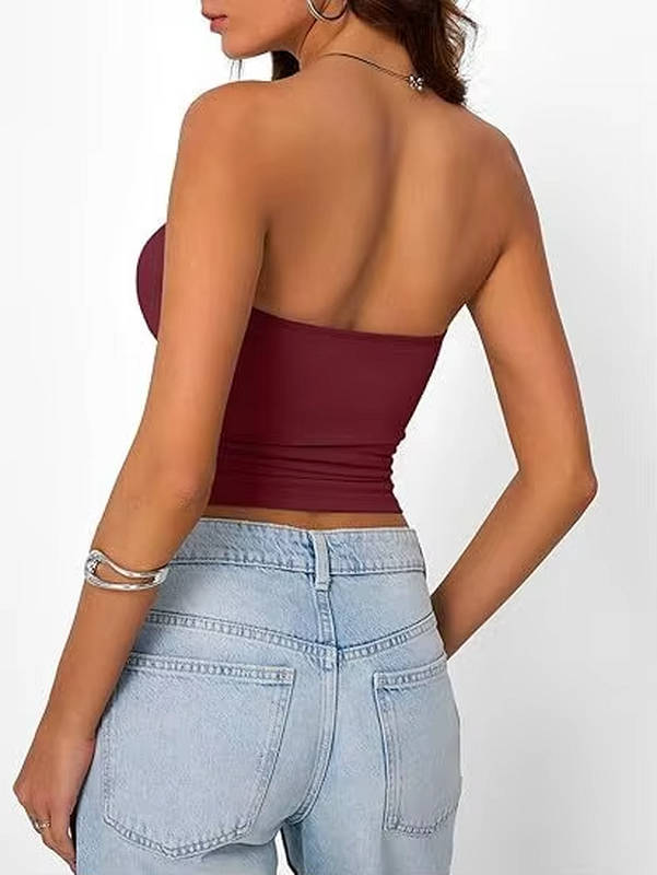 Comfortable women's seamless bandeau crop top, stretch fit, perfect for everyday style.