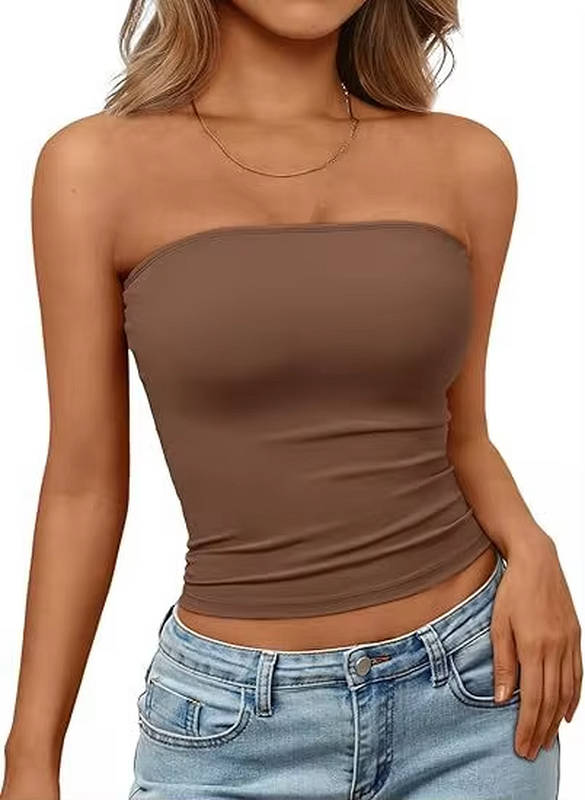 Versatile women's crop top, seamless bandeau design, stretch fit for casual summer days.