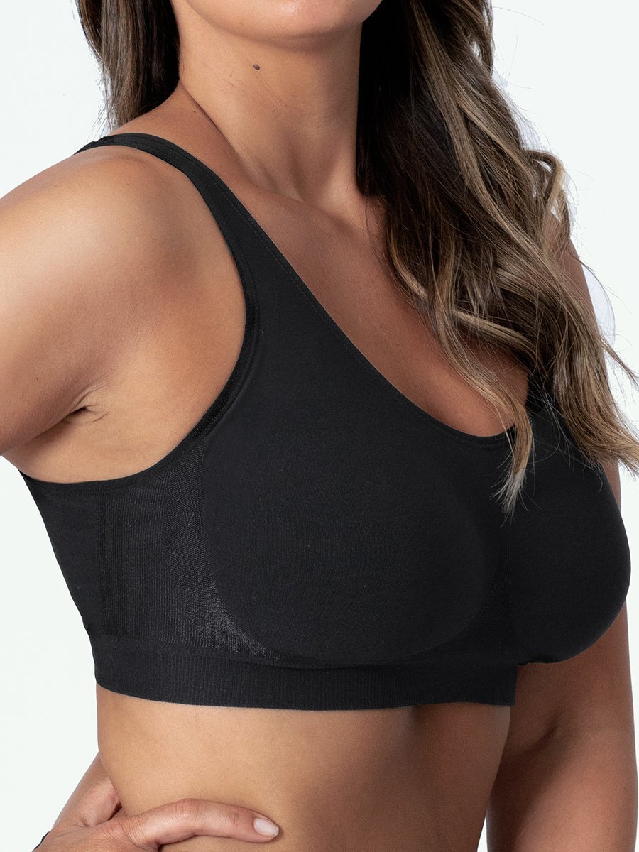 Ergonomic women's shapewear sports bra, seamless and wire-free, for optimal comfort and support.