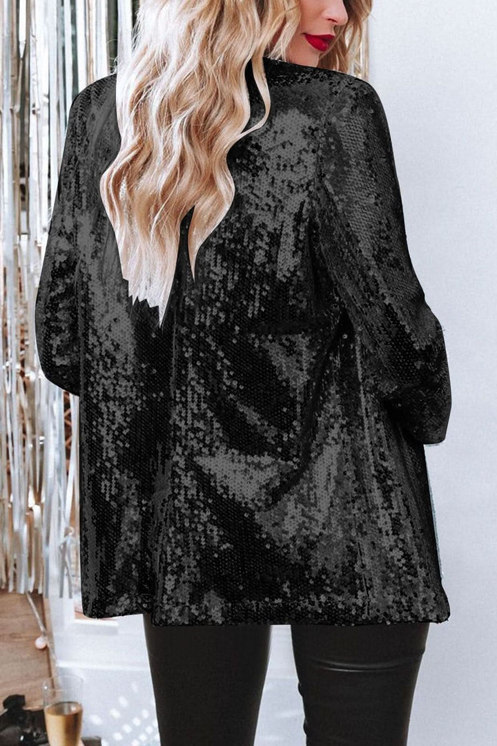 Chic women's sequin blazer, perfect for sparkling party nights and special occasions.