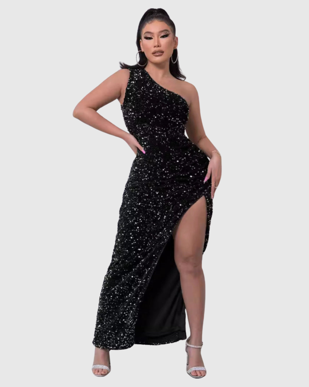 Stylish women's one-shoulder sequin mermaid dress, an elegant choice for special occasion or party.