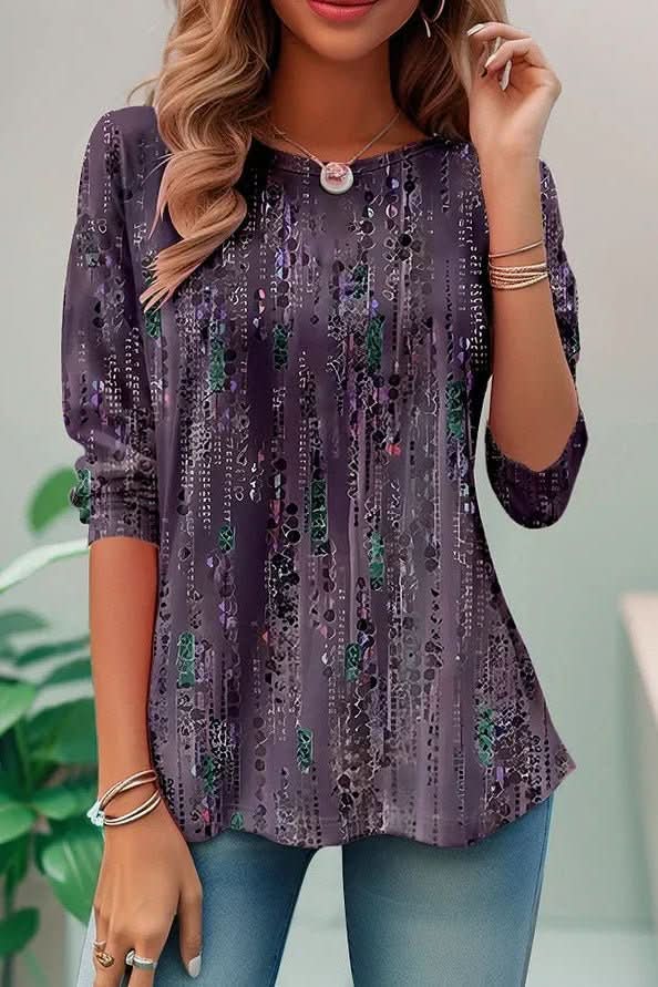 Trendy women's sequin top featuring an elegant open back & three-quarter sleeves for a sparkling evening look.