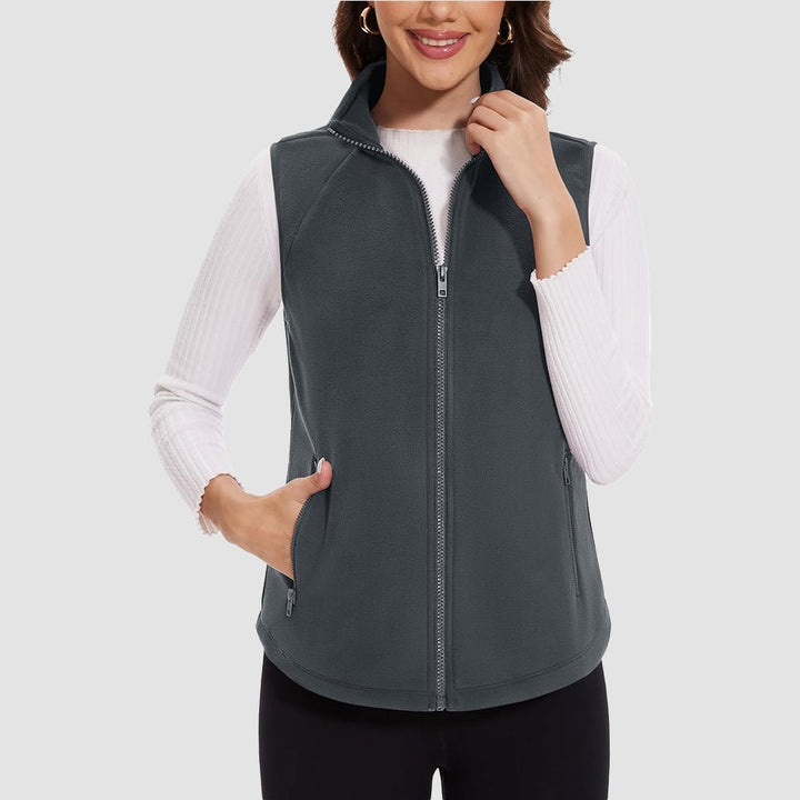 Detail of the zipper and collar of the women's fleece vest