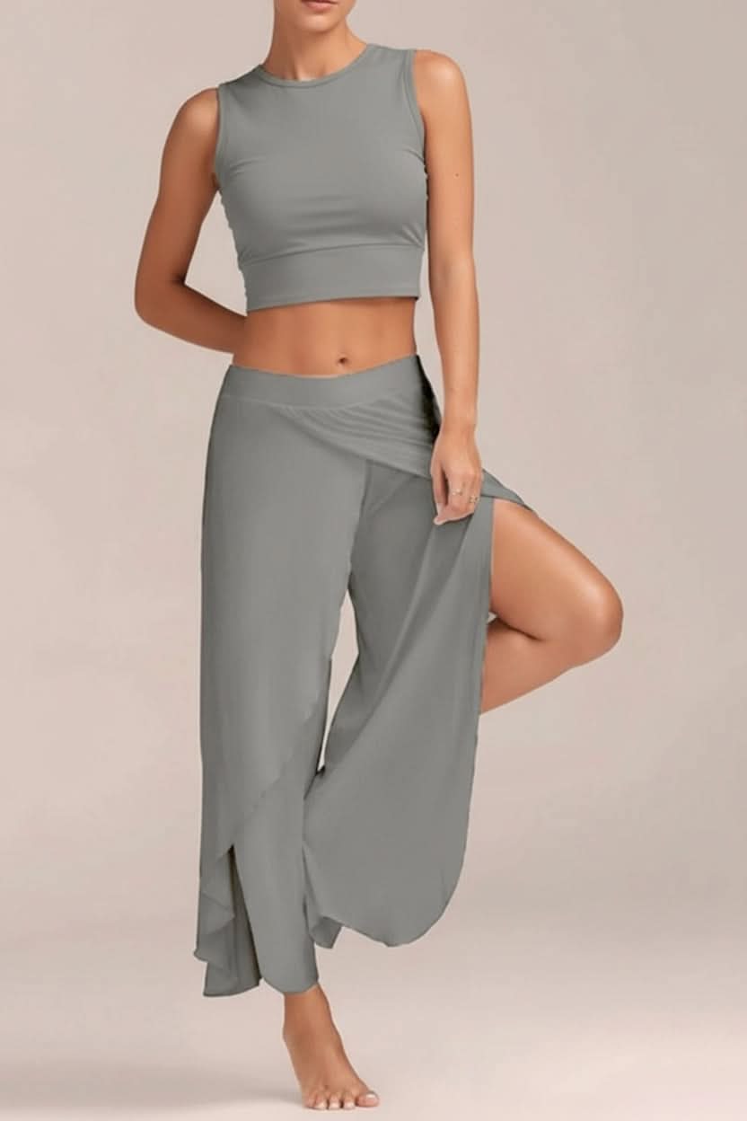 Performance high-waisted workout pants for women, offering support & flexibility during exercise.