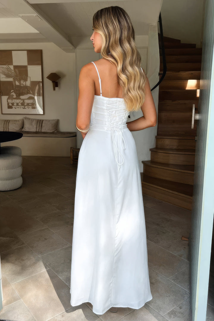 Women's sleeveless A-line maxi dress, perfect for warm weather, stylish and comfortable.