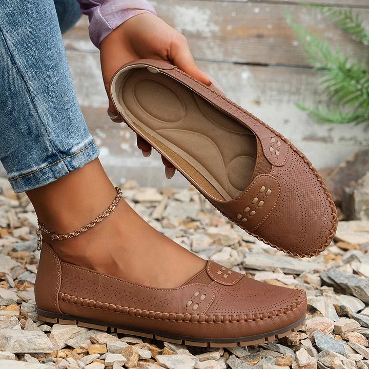 Breathable women's slip-on loafers, stylish comfort flats for spring & summer.