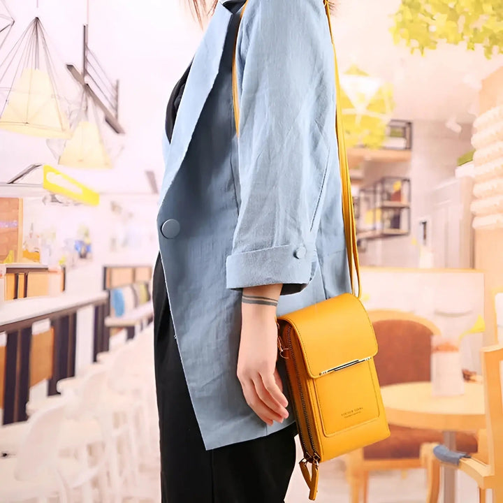 Everyday soft leather shoulder bag for women, featuring practical anti-theft design.