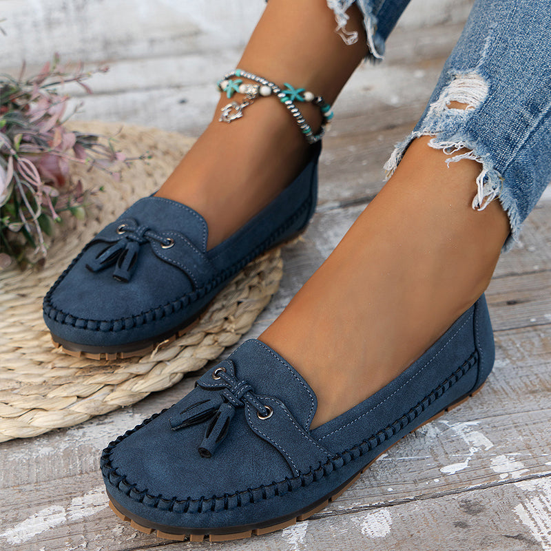 Women's soft loafers for all-day comfort & effortless style.