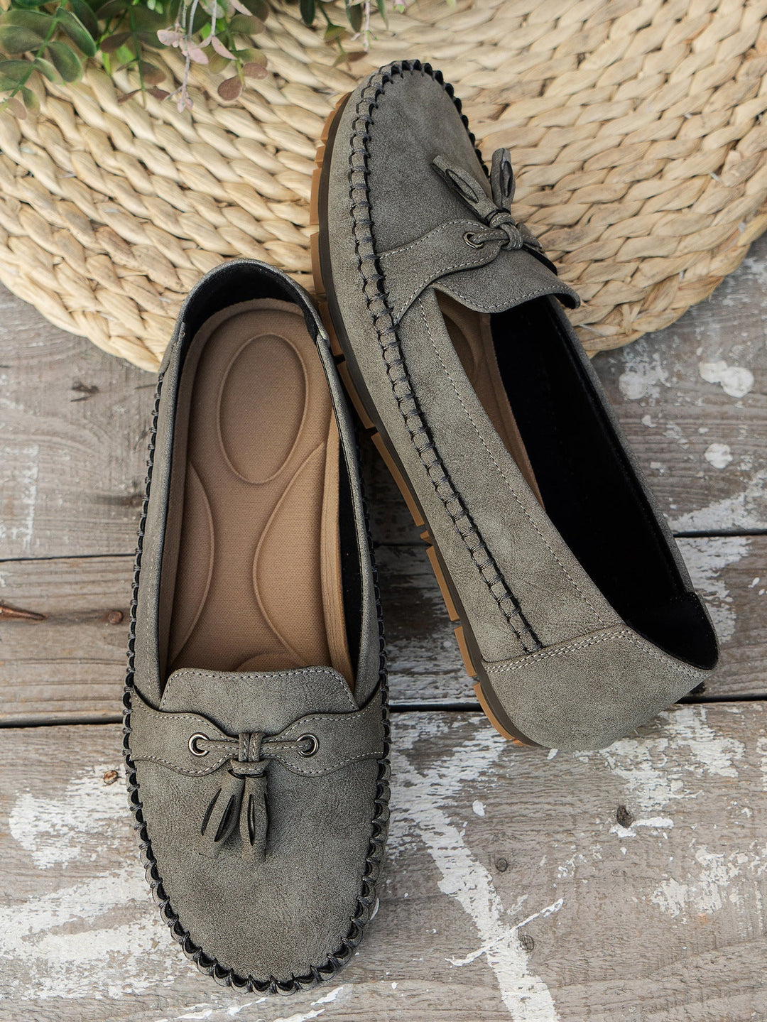 Soft women's casual loafers, perfect for effortless style and all-day wear.
