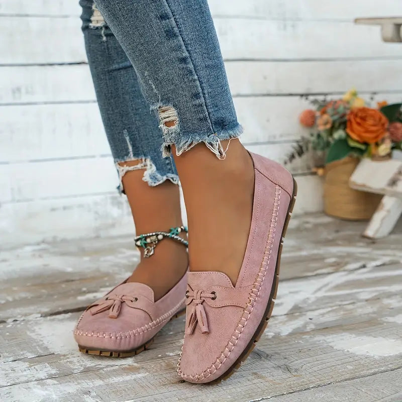 Cushioned insole women's loafers, providing all-day comfort and support.