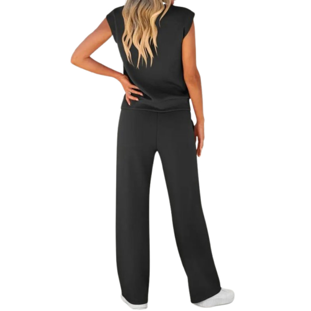 Versatile women's soft lounge set, comfortable for summer, everyday casual style.