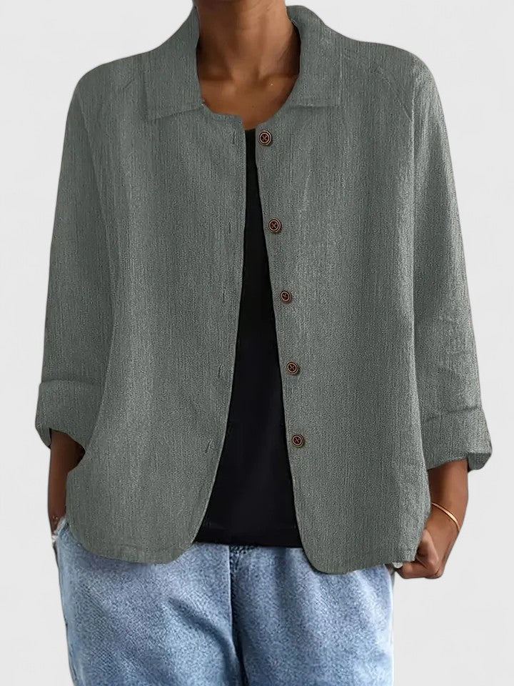 Elegant women's sophisticated top, a comfortable and versatile piece for your wardrobe.