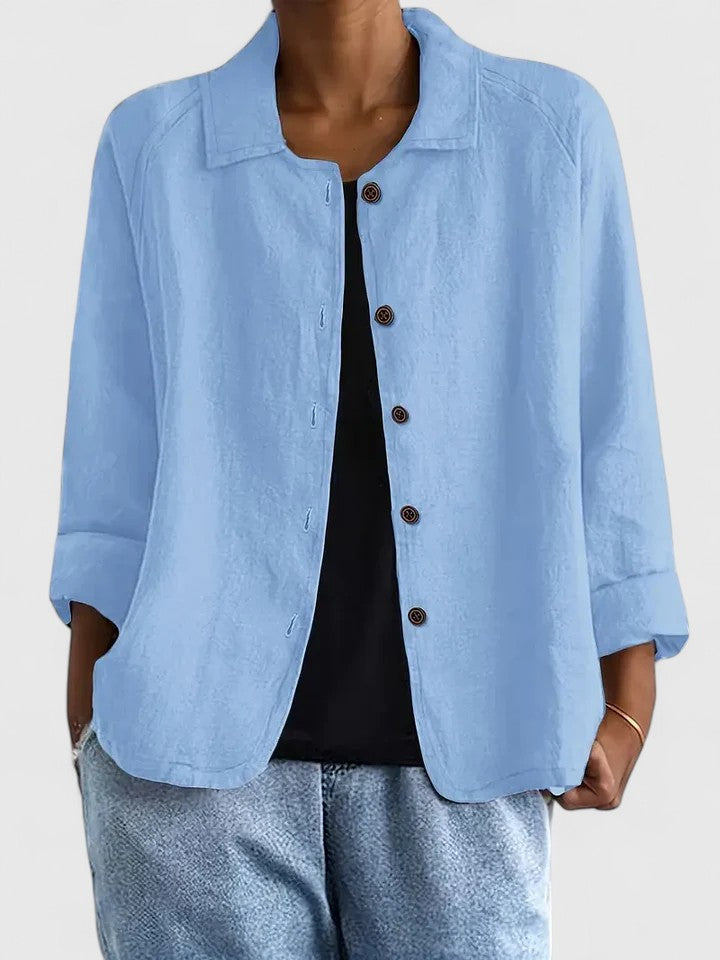 Women's elegant top, comfortable for every season, versatile for casual or chic wear.