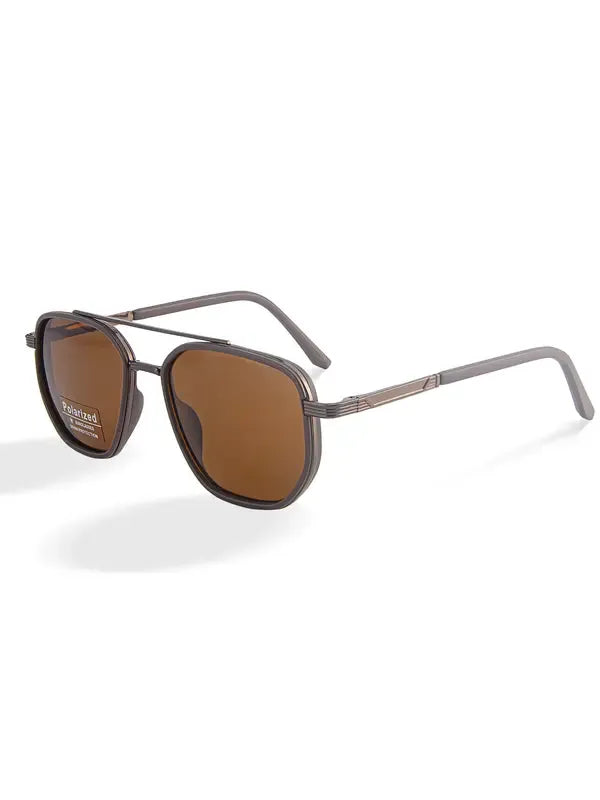 Stylish women's Sorano UV400 polarized eyewear, a fashion accessory for sunny days