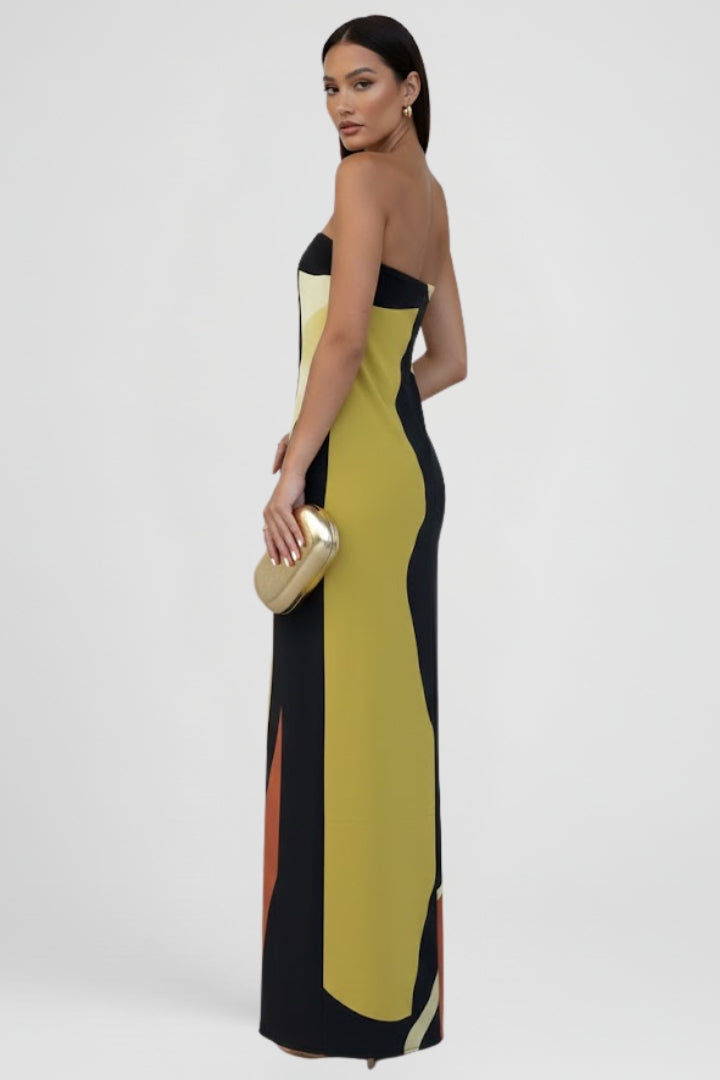 Comfortable sleeveless maxi dress with bold abstract pattern, designed for women's summer wear.