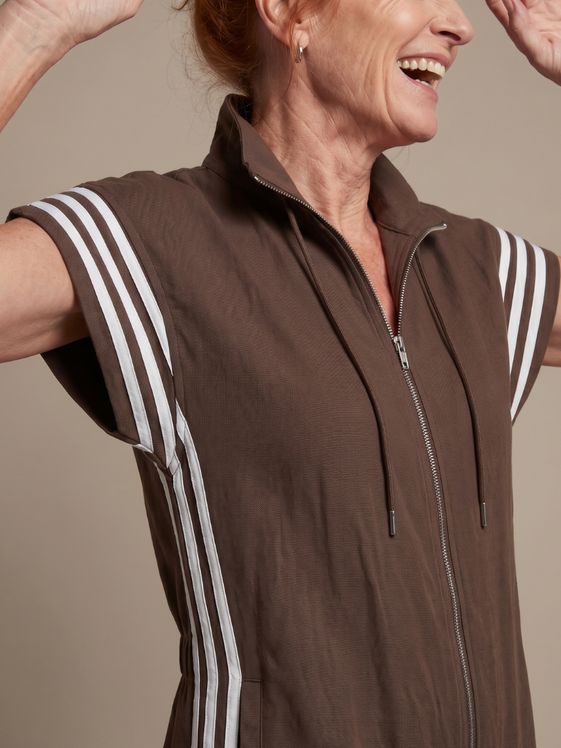 Women's elegant striped jumpsuit, zip front, wide sleeves, versatile one piece.