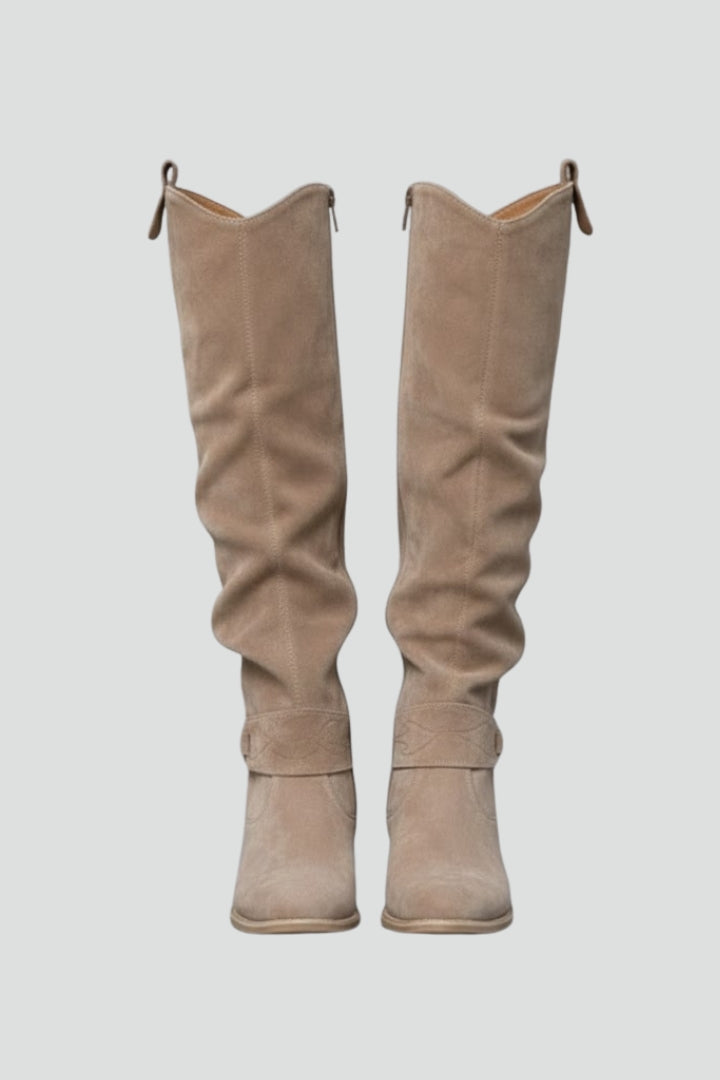Women's stylish flat heel knee-high boots, perfect for comfortable all-day wear.