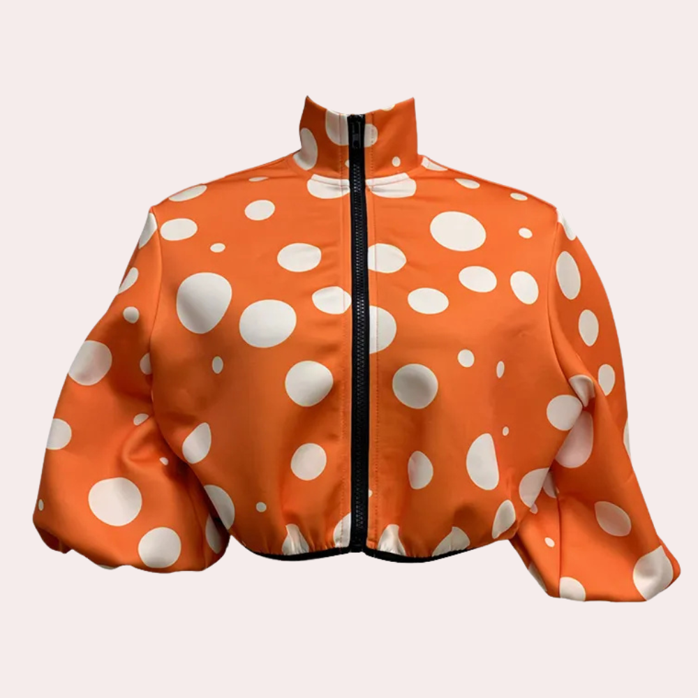 Modern Vesper short jacket for women, a chic & versatile coat for contemporary fashion.