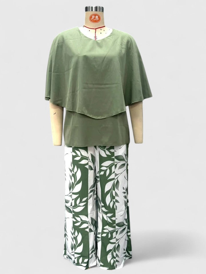 Everyday women's two-piece set: a comfortable half-sleeve top and stylish printed pants, great for versatile fashion.