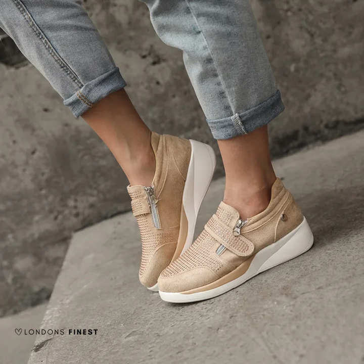 Women's supportive comfort sneakers with cushioned arch support, ideal for walking & everyday wear.