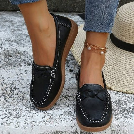 Comfortable women's loafers with arch support, non-slip sole, perfect for everyday walking.