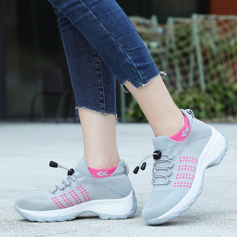 Women's comfortable walking shoes with ergonomic design for excellent foot support.