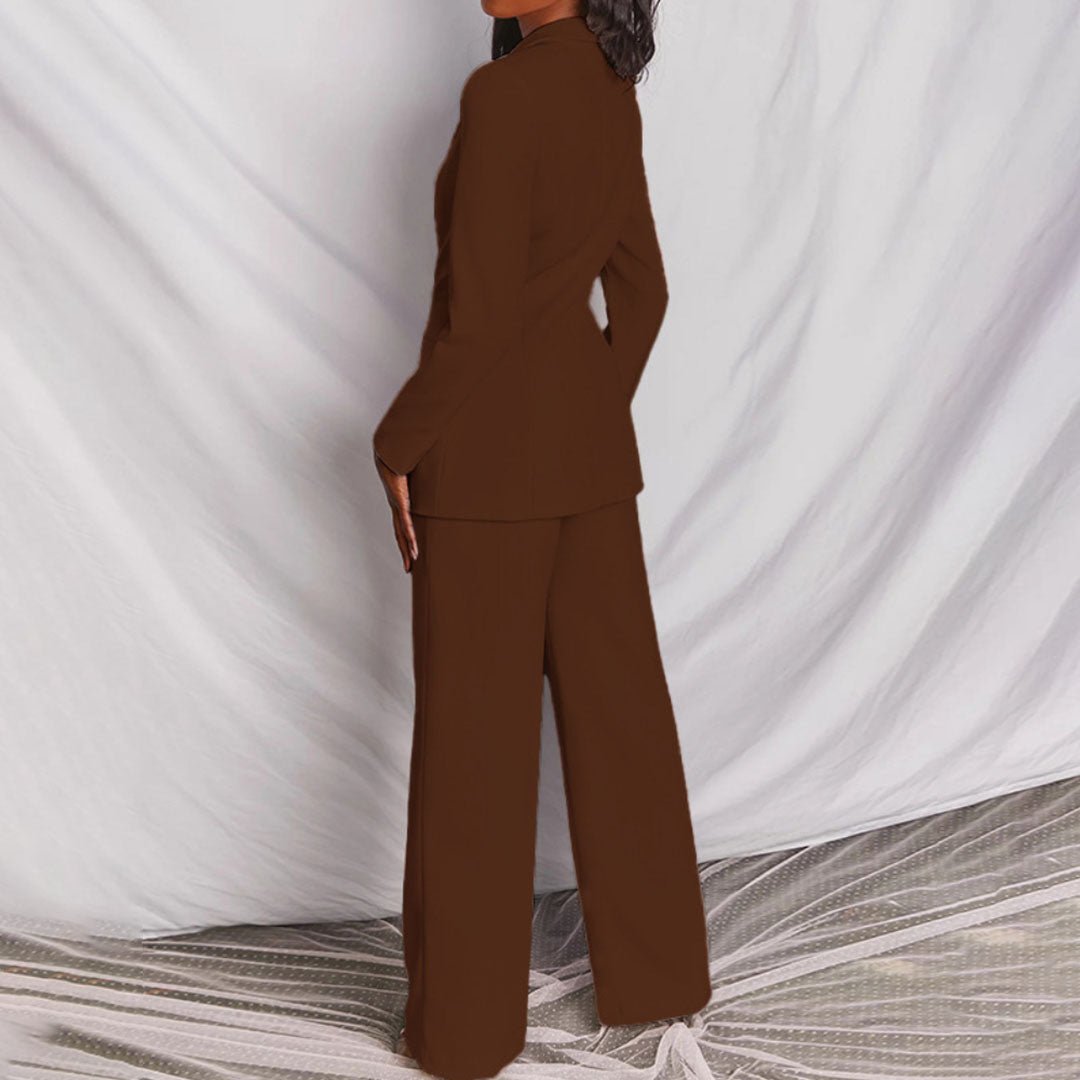 Comfortable yet chic women's trousers. Matching set for elegant style.