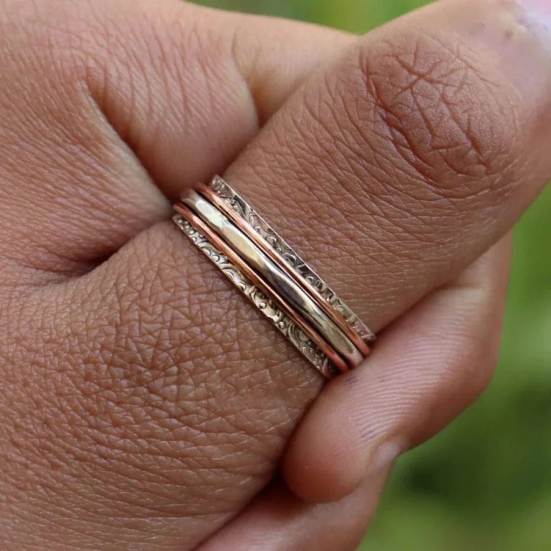 Women's timeless retro-inspired gold ring, an elegant fashion statement ring perfect for any occasion.